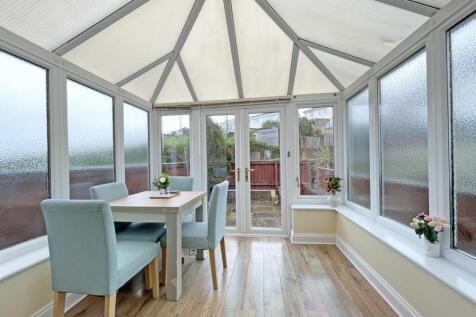 Coombe Way 6 - Conservatory.jpg