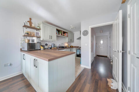 1348318-9-68cd695...