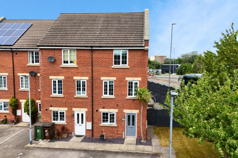 Wakefield, WF1 - property photo