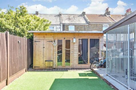 Workshop/Outbuildings