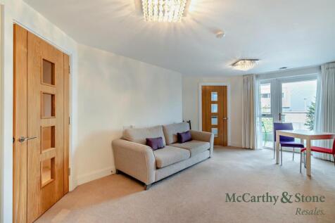 8703129-interior04-800.jpg