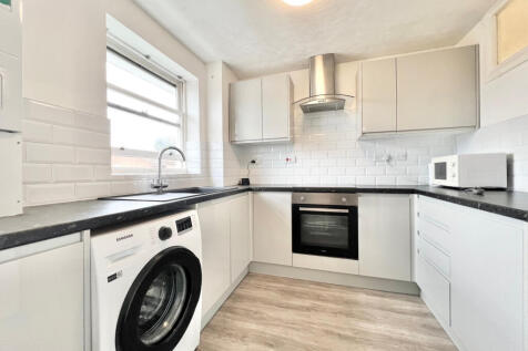 2 Bedroom Flat for Rent