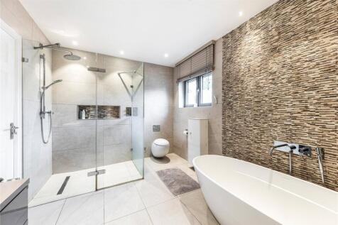 En Suite Bathroom