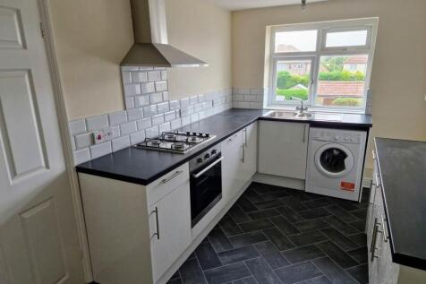 74b Stroud Road Kitchen.jpg