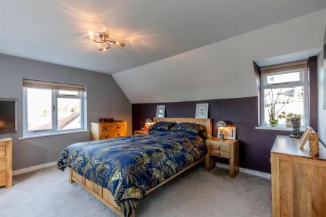 The Cottage, Over Lane Master Bed 2.jpg