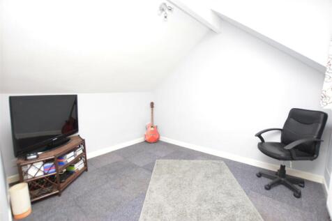 Bedroom 4 games room.JPG