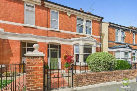 CAM01543G0-PR0149-STILL004