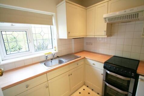 Leas Close, Chalkwell, Westcliff-on-Sea photo 4