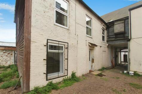 688348b5-royal 20fountain 20external.jpg