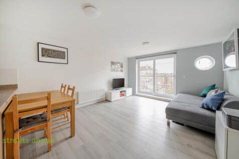 c313d4aa-a9cf-4f7...