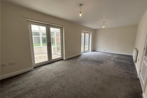Sherbourne Avenue, Bramley, Rotherham, South Yorkshire, S66 photo 4