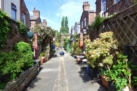 Communal Alleyway