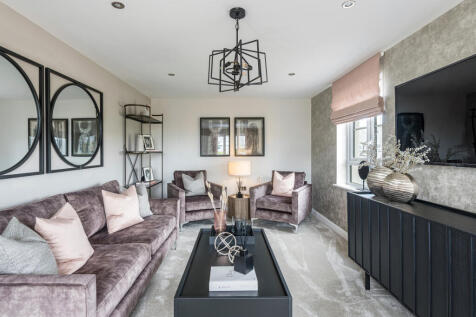 lounge in 4 bed home