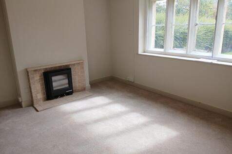 1 Northfield Barn Cottages, Sherborne, Gloucestershire photo 3