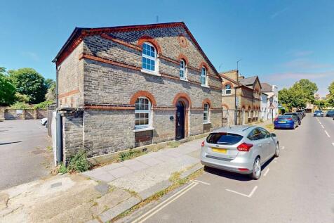 2 Thornbury Road, Isleworth TW7 4HG