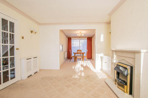 Shalcross Drive, Waltham Cross photo 4