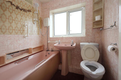 bathroom.JPG