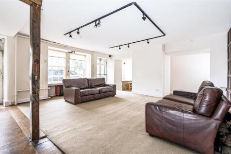 DML_3183 copy - sitting room.jpg