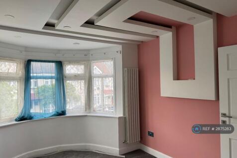 Master Bedroom Pic1