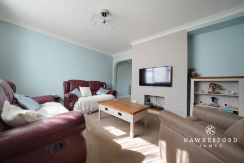 St. Johns Avenue, Sittingbourne - Lounge