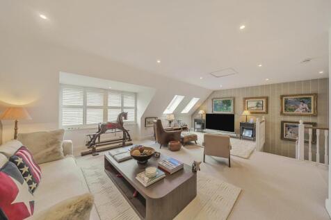 Second Floor Reception Room