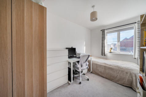 1383968-6-6926f95...