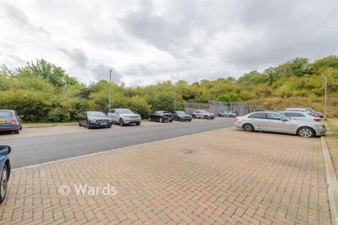 Driveway/Parking