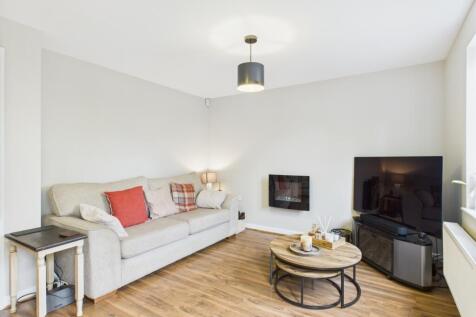 CAM03729G0-PR0097-STILL002