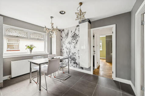 Ali Watt Photogra...