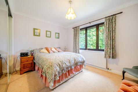 1357688-9-68d3d45...