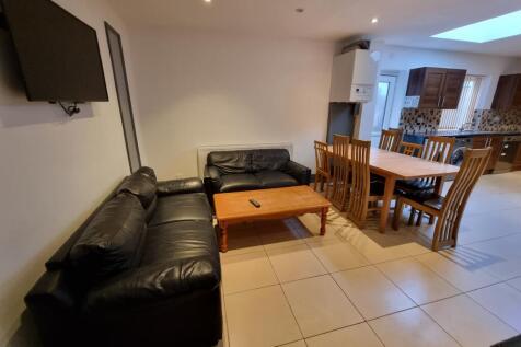 Oak Tree Lane, Selly Oak, Birmingham photo 2