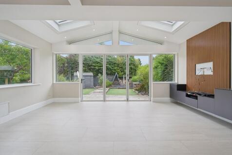 Kingsley Drive, Cheadle Hulme, SK8 photo 4