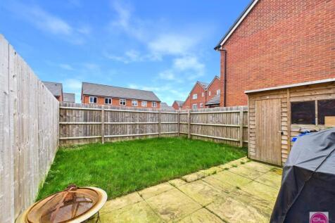 Magpie Close, Branston (17).jpg