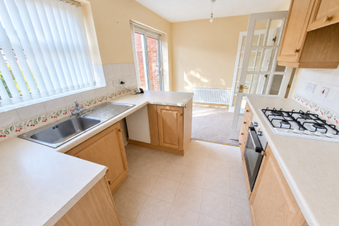 Capulet Close, St Neots, Cambridgeshire photo 4