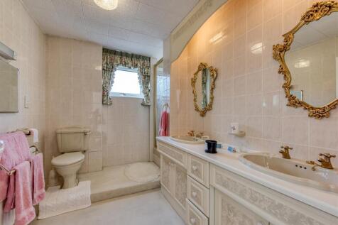 Flat 6, The Manor House-internal-07.jpg