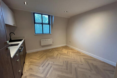 47a St Oswalds Street, Liverpool, L13 photo 3
