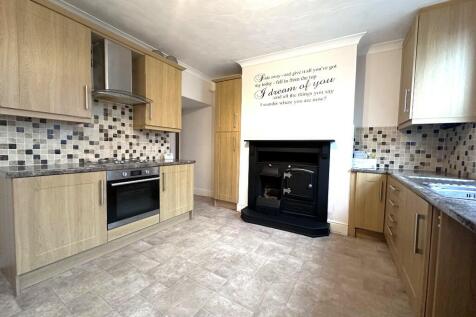 Park View, Leeds, West Yorkshire, LS25 photo 5