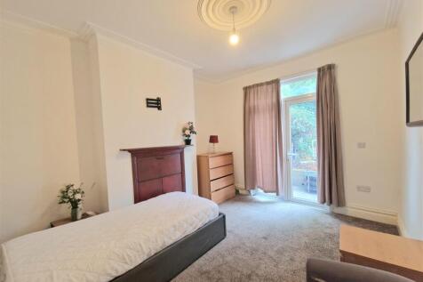 Dagmar Avenue, Wembley photo 5