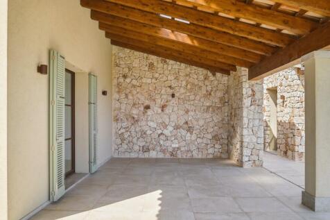 Covered Terrace