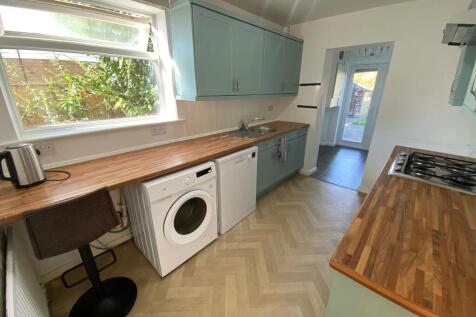 St. Marys Close, Bottesford, NG13 photo 3