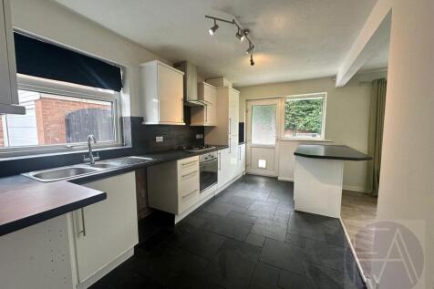 Beverley Close, Southport photo 5