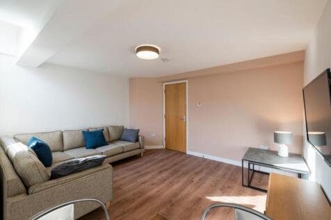 64EA - Living Area