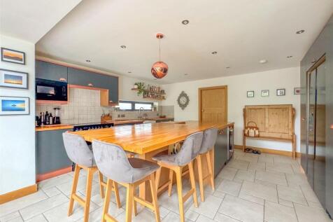 Oswald Hall Cottage - Image-29.jpg