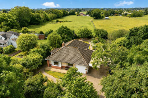 three bedroom bungalow in semi rural location