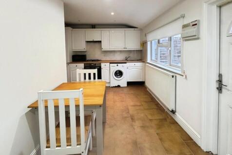 Kitchen/Reception