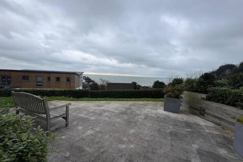 Communal patio area.jpg