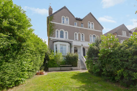 Uxbridge, UB8 - property photo
