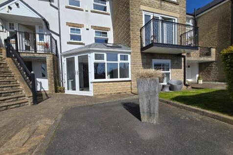 External &amp; Private Entrance