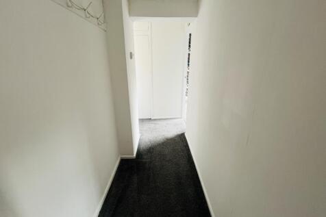 Redcar Road, Guisborough, Redcar And Cleveland photo 4