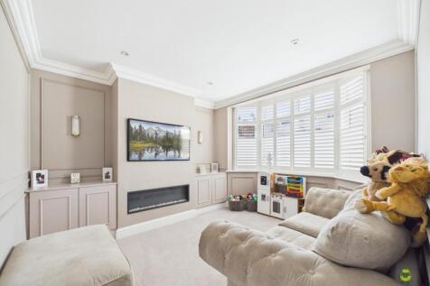 Presented by Kevin at EweMove Bexleyheath and Dart